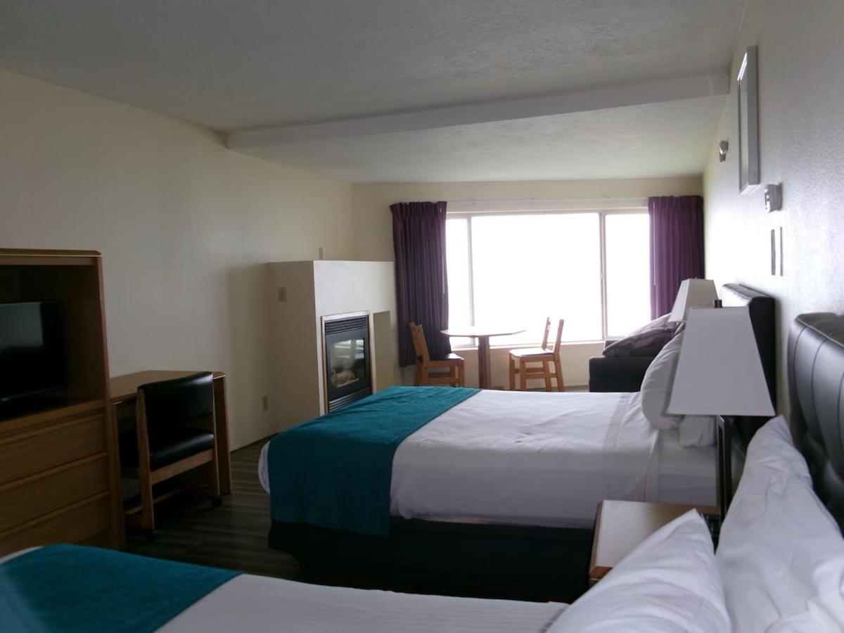 Double Queen Studio Oceanfront